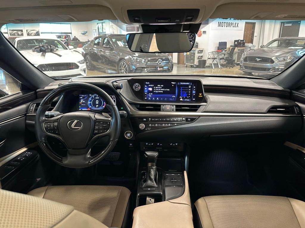 used 2021 Lexus ES 350 car, priced at $29,500