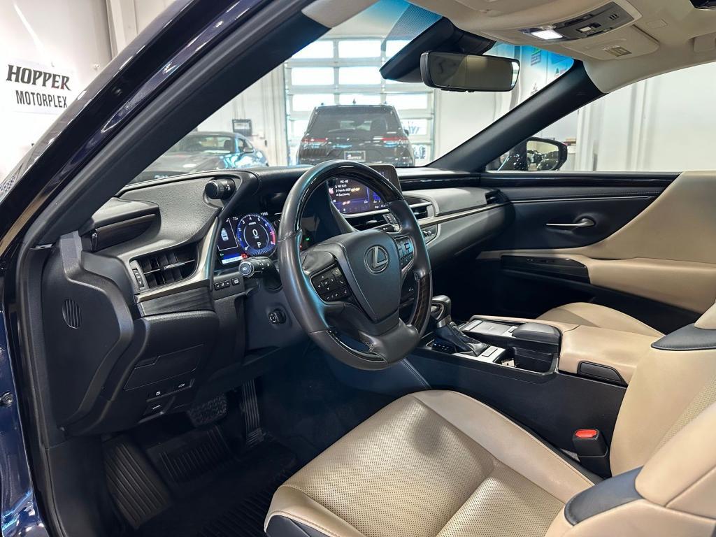 used 2021 Lexus ES 350 car, priced at $29,500