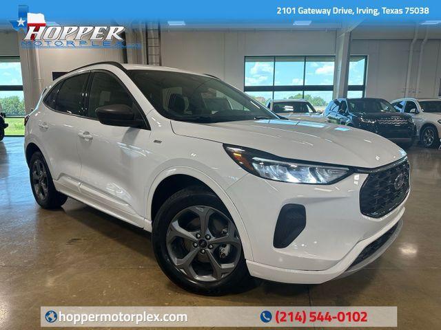 used 2023 Ford Escape car, priced at $22,000