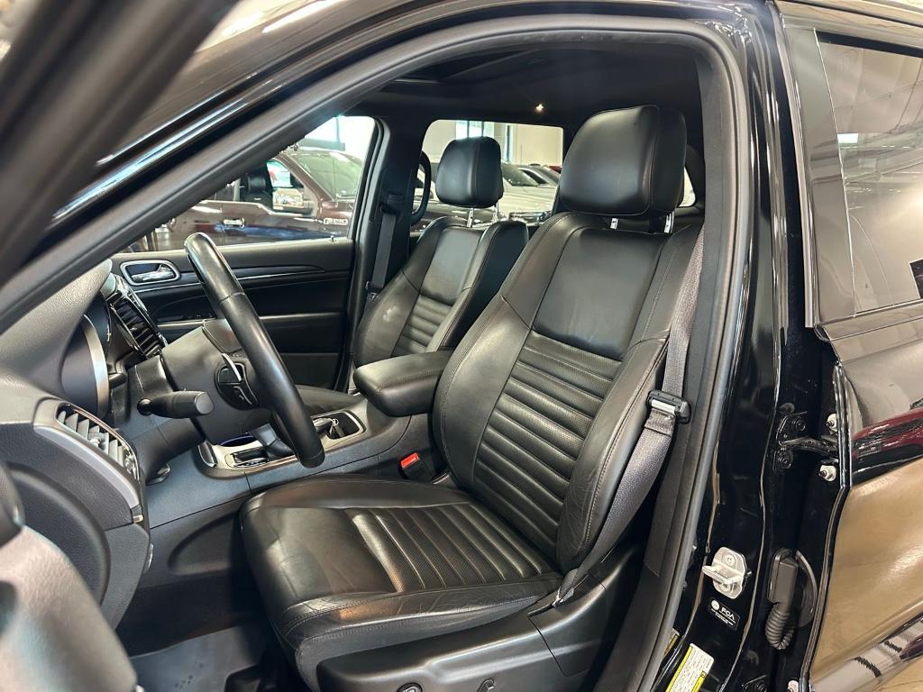 used 2021 Jeep Grand Cherokee car, priced at $29,500