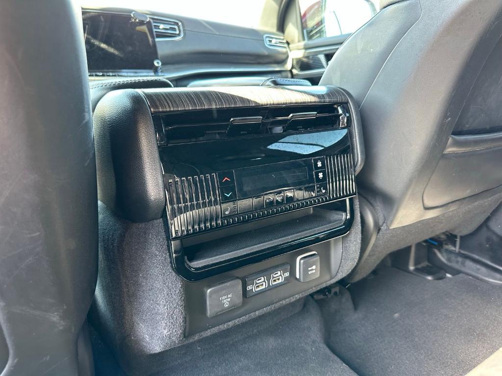 used 2022 Jeep Wagoneer car, priced at $40,000