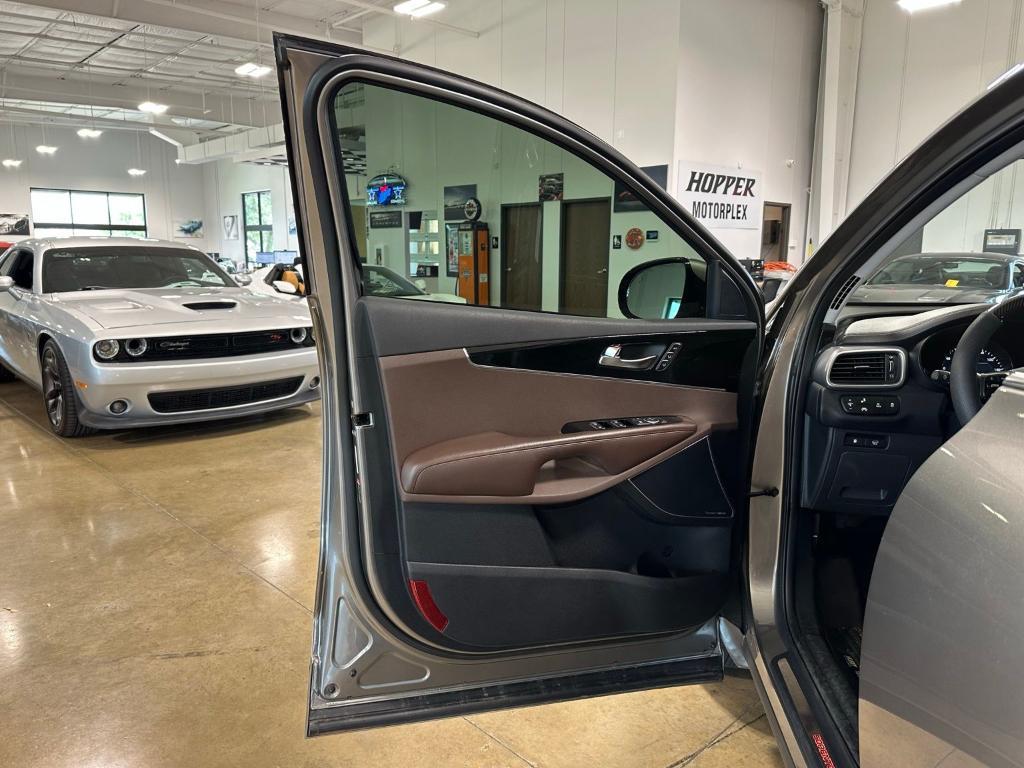 used 2019 Kia Sorento car, priced at $24,000