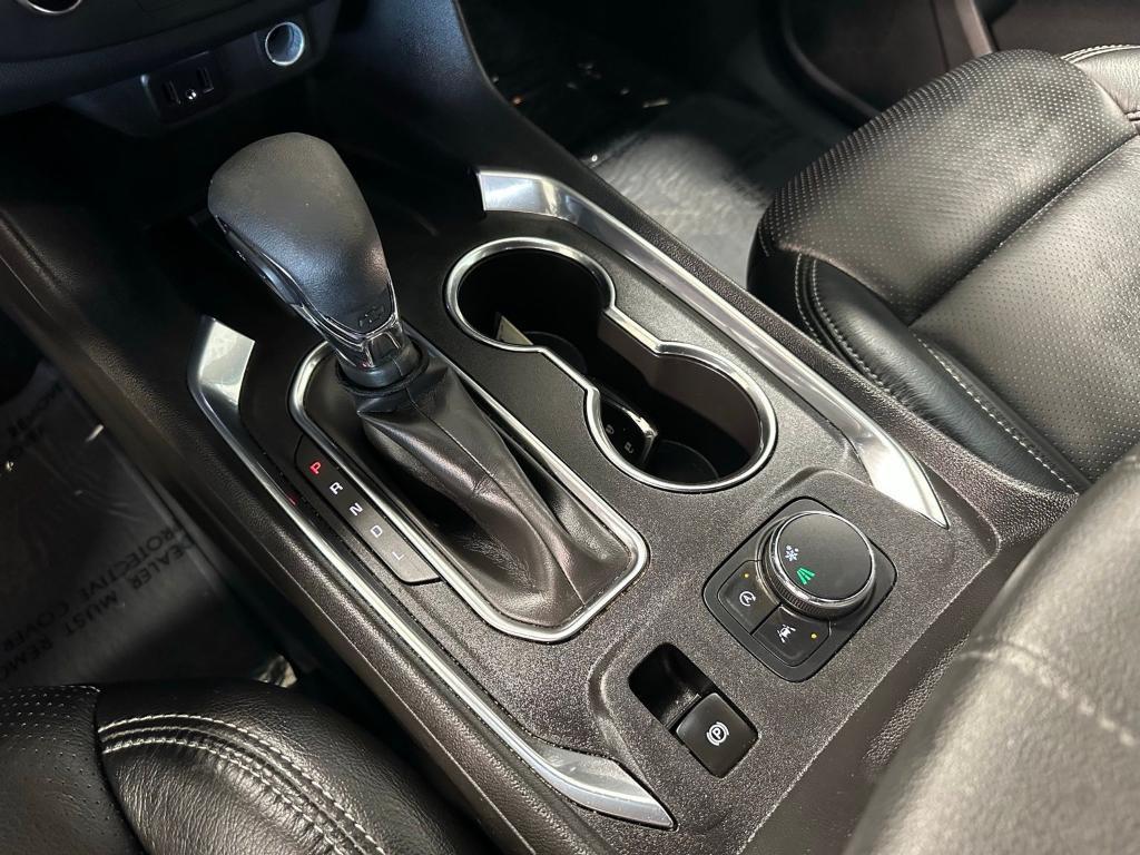 used 2023 Chevrolet Traverse car, priced at $29,750