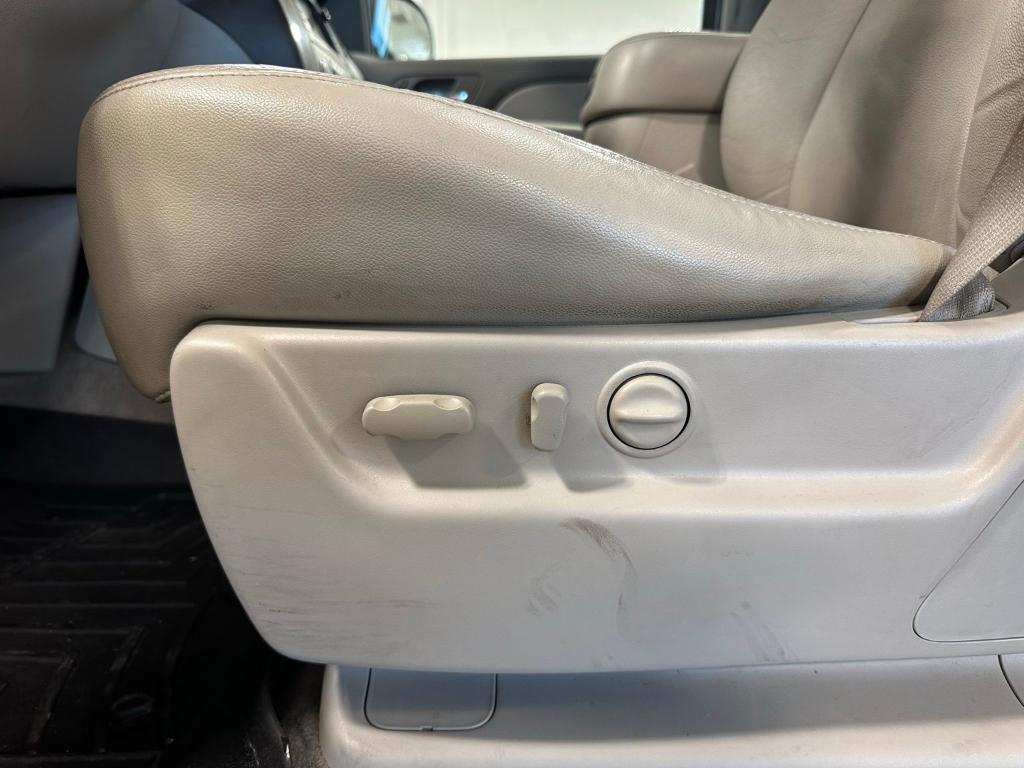 used 2010 Chevrolet Suburban car, priced at $9,900