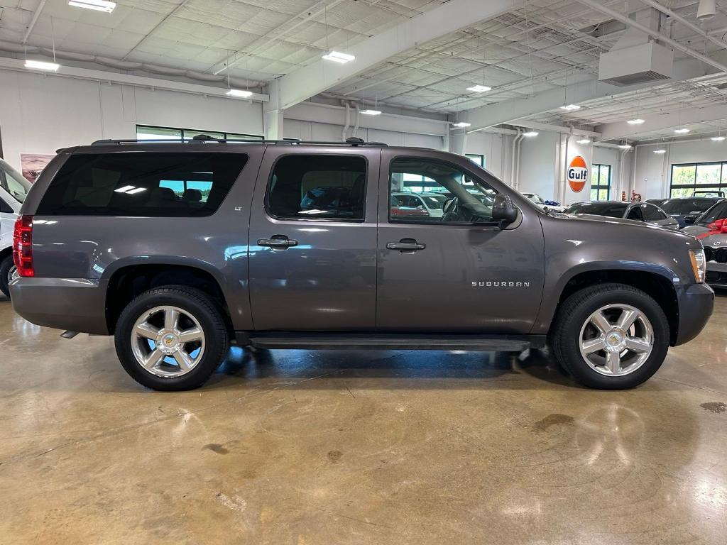 used 2010 Chevrolet Suburban car, priced at $9,900