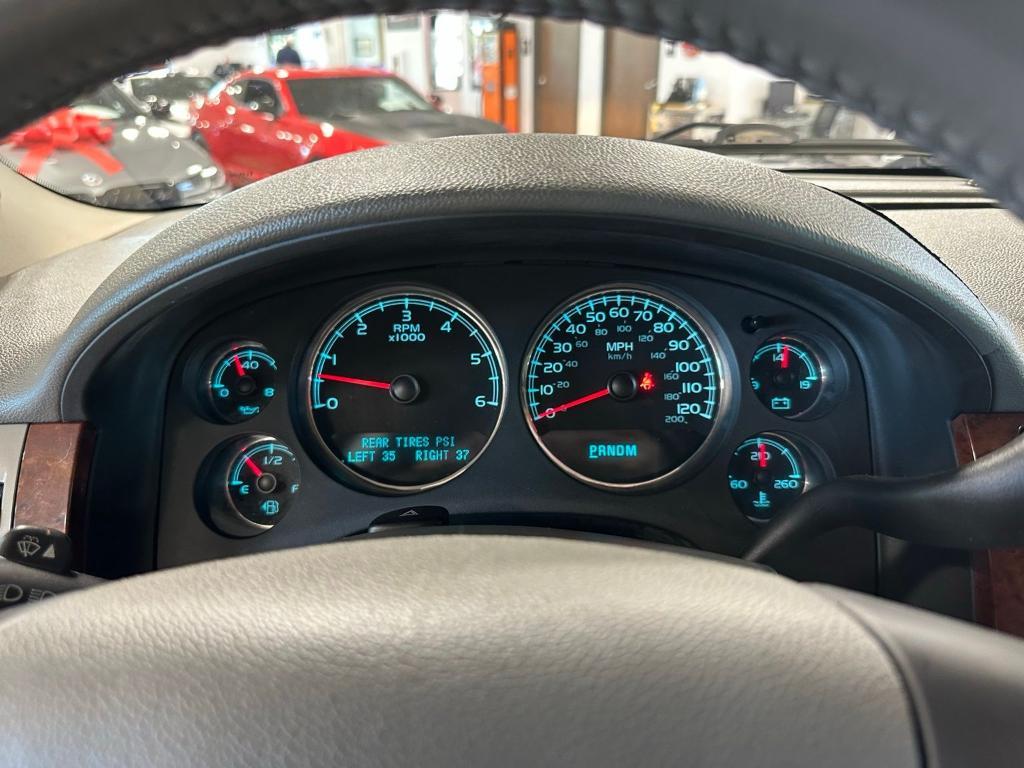 used 2010 Chevrolet Suburban car, priced at $9,900