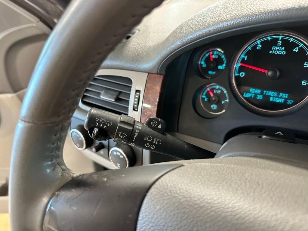 used 2010 Chevrolet Suburban car, priced at $9,900