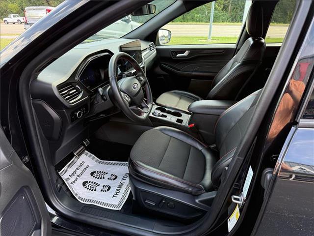 used 2024 Ford Escape car, priced at $26,900