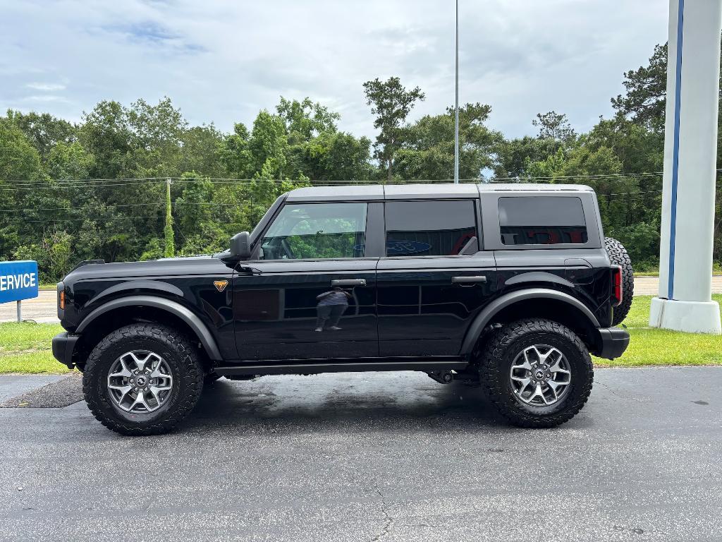 new 2025 Ford Bronco car, priced at $59,510