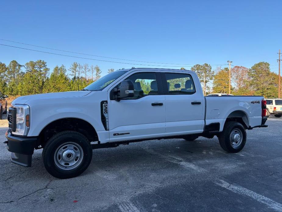 new 2024 Ford F-350 car, priced at $67,920