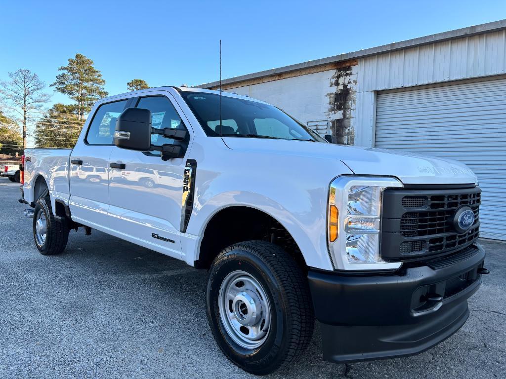 new 2024 Ford F-350 car, priced at $67,920