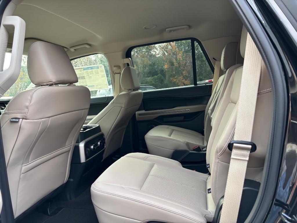 new 2024 Ford Expedition car, priced at $68,625