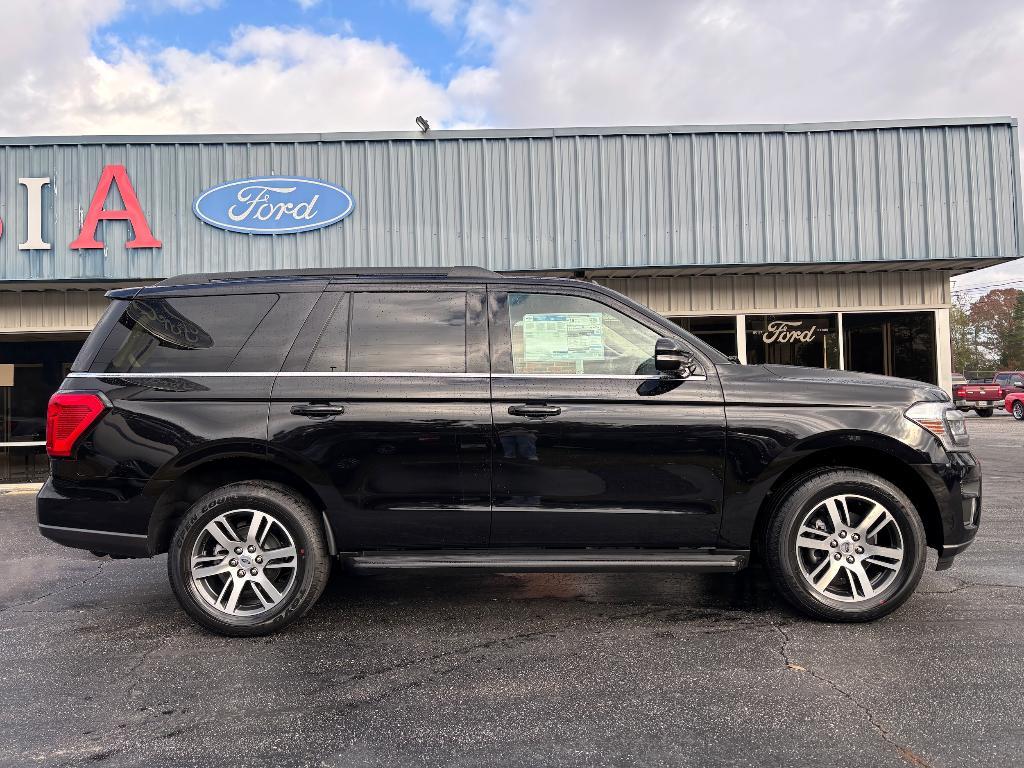 new 2024 Ford Expedition car, priced at $68,625