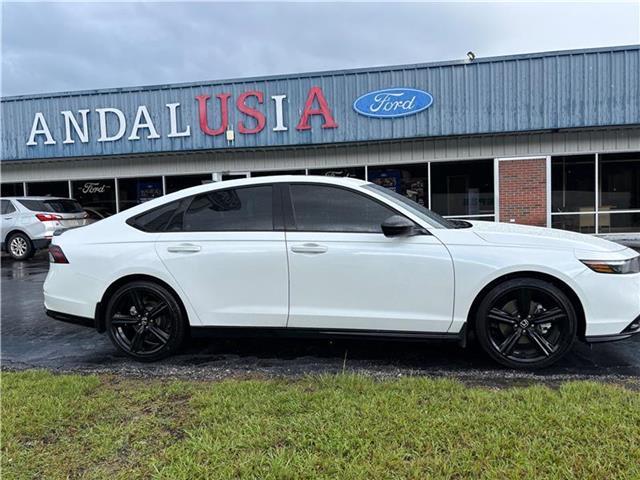 used 2025 Honda Accord Hybrid car, priced at $32,900