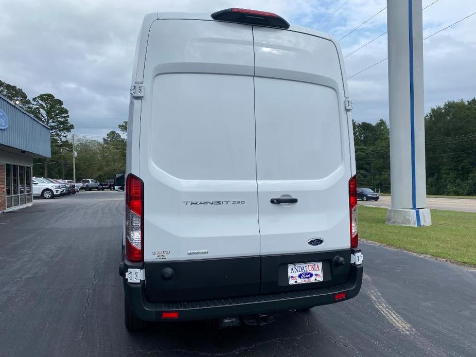 new 2024 Ford Transit-250 car