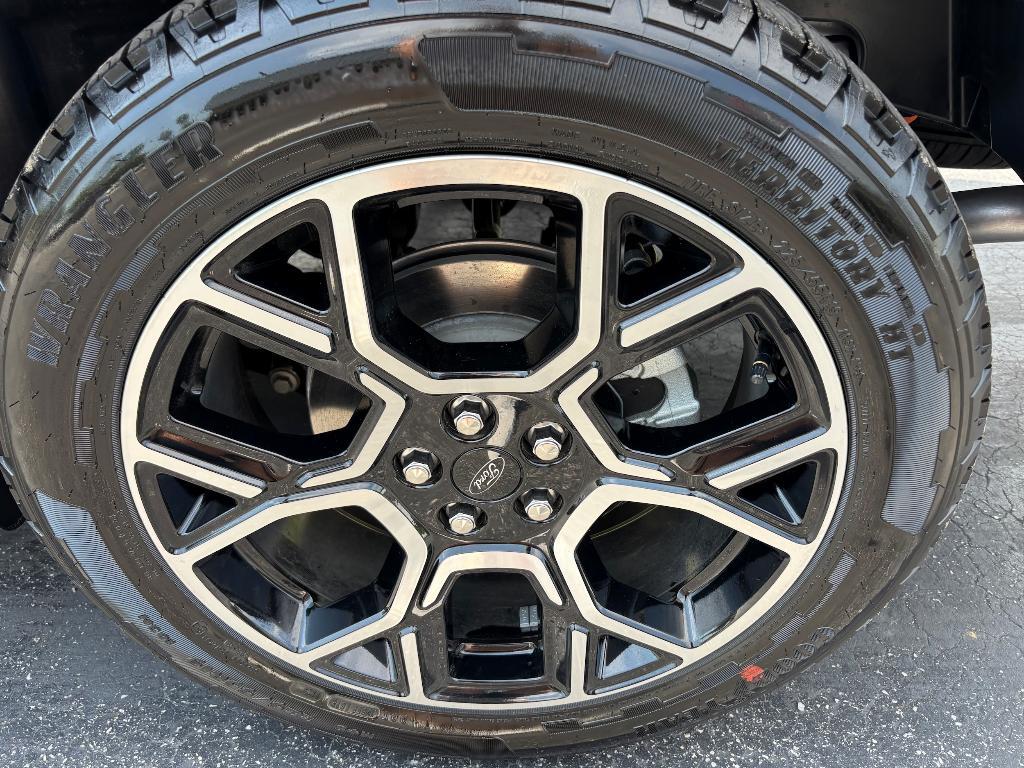 new 2025 Ford Maverick car, priced at $39,230