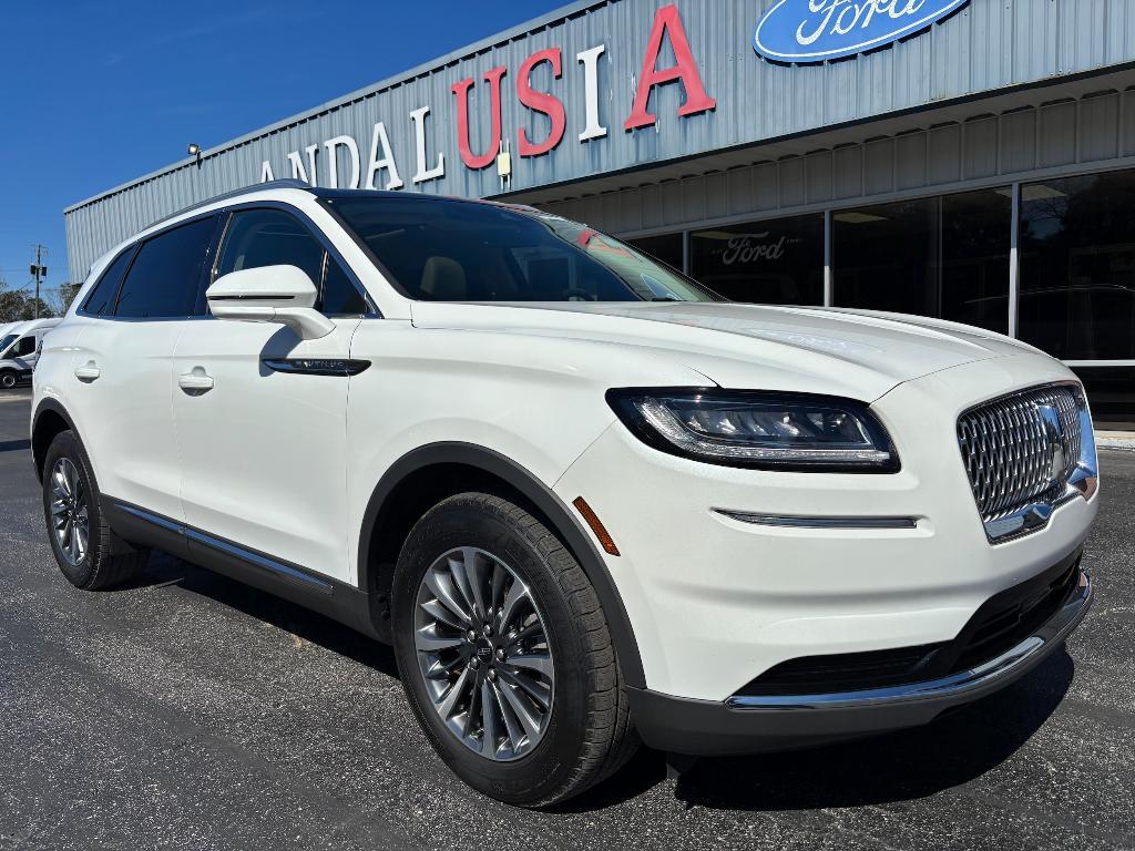 used 2021 Lincoln Nautilus car, priced at $31,900