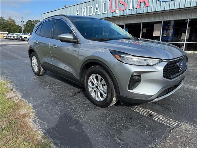 used 2024 Ford Escape car, priced at $29,900