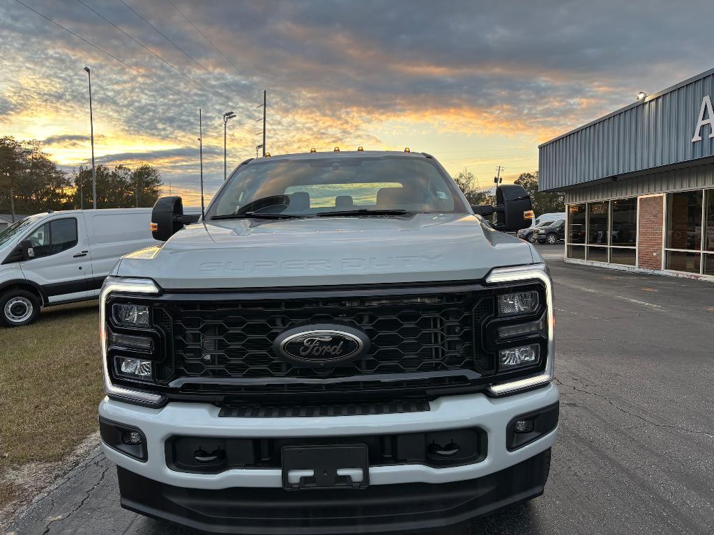 new 2025 Ford F-250 car, priced at $83,270