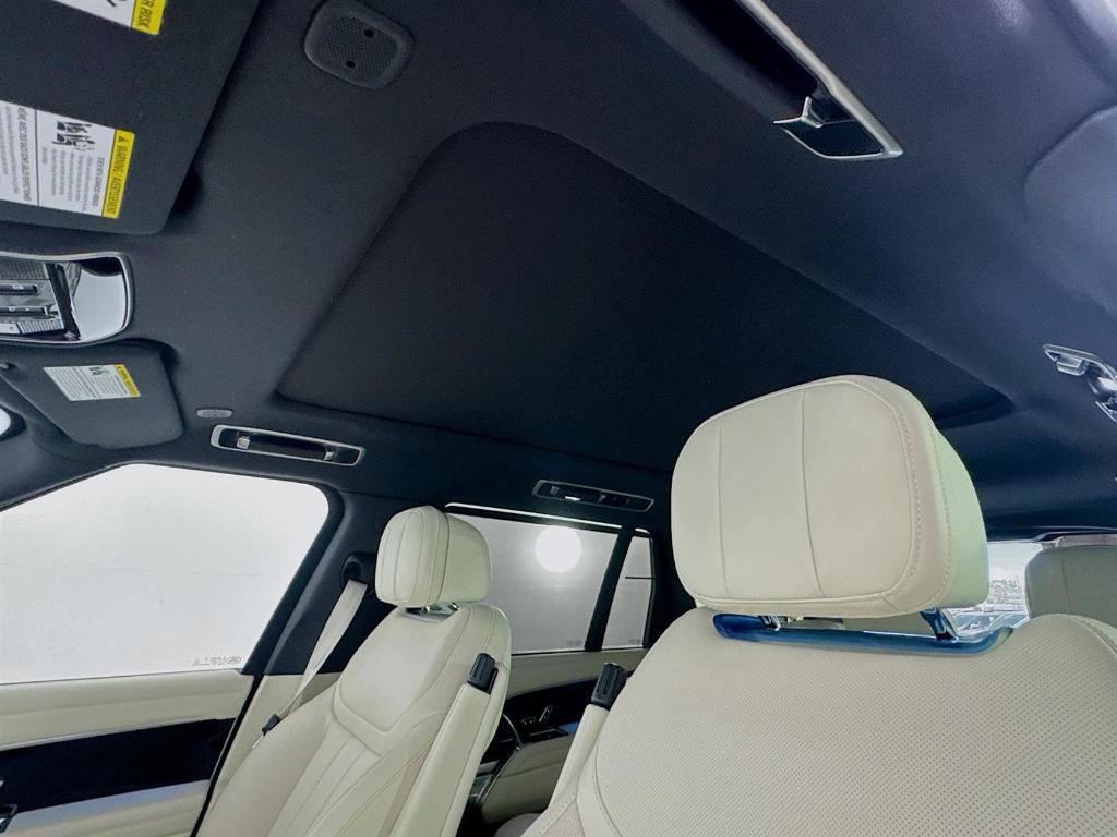 new 2025 Land Rover Range Rover car, priced at $165,560