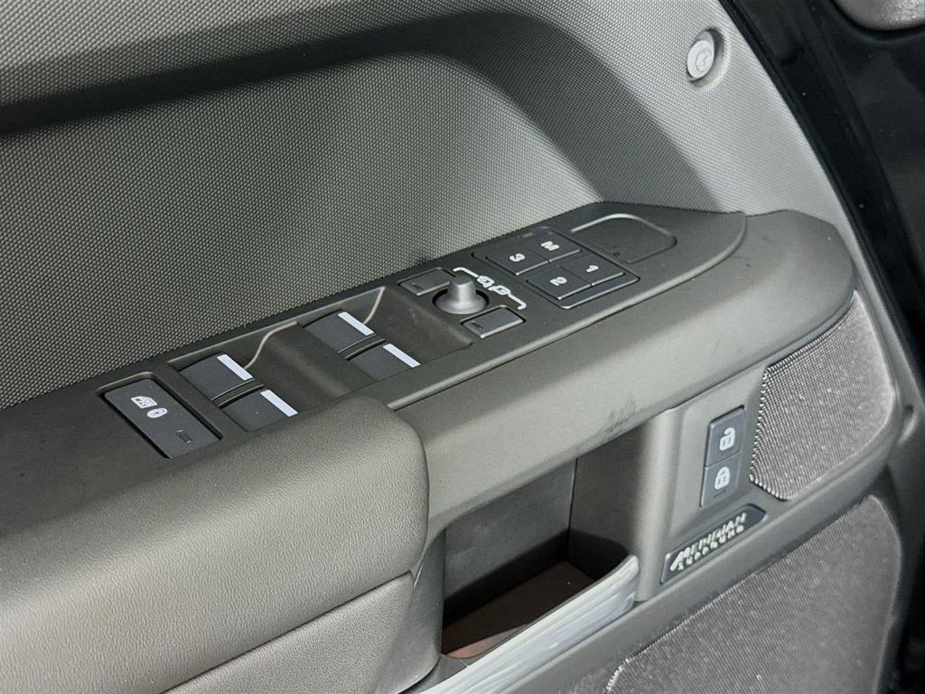 new 2025 Land Rover Defender car, priced at $88,723