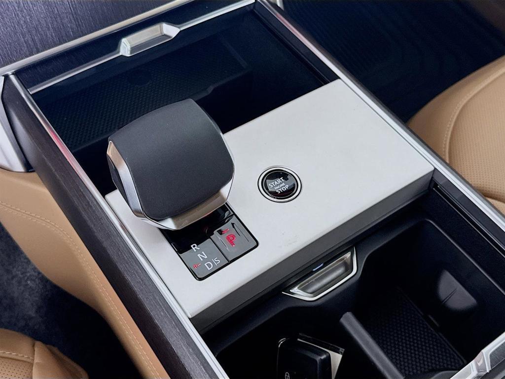 new 2025 Land Rover Range Rover car, priced at $144,175