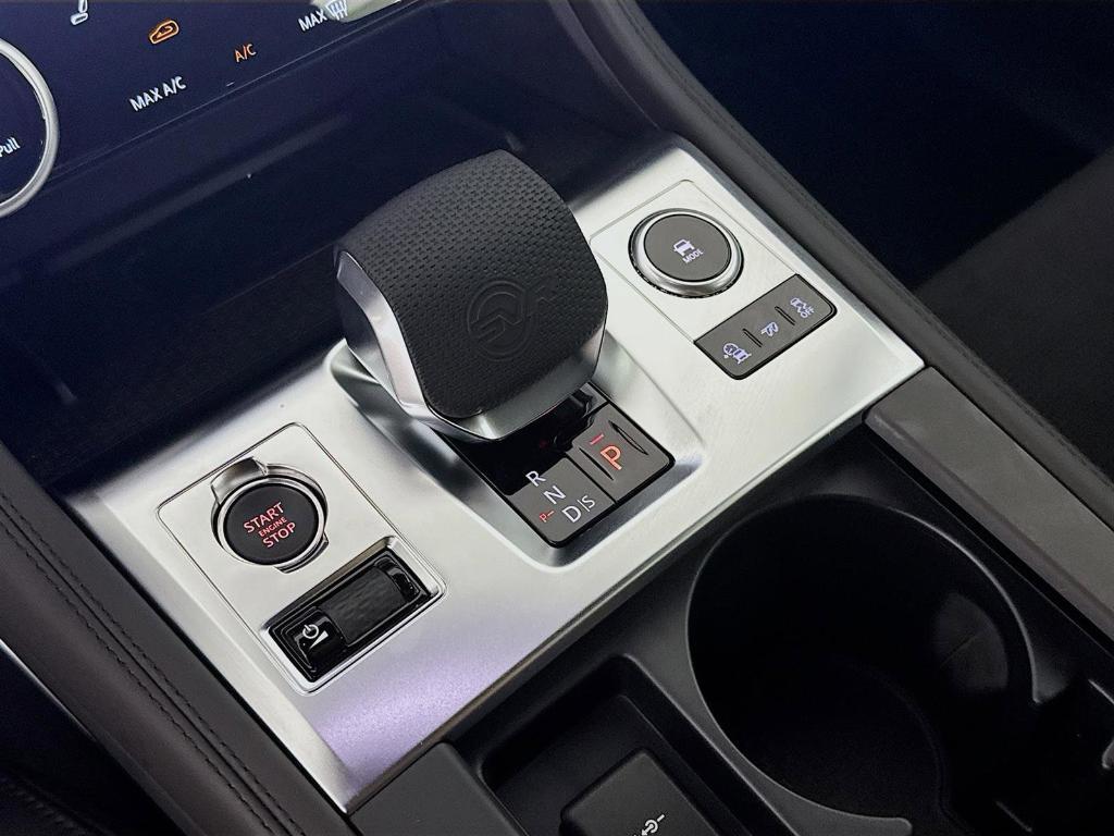 new 2025 Jaguar F-PACE car, priced at $99,158