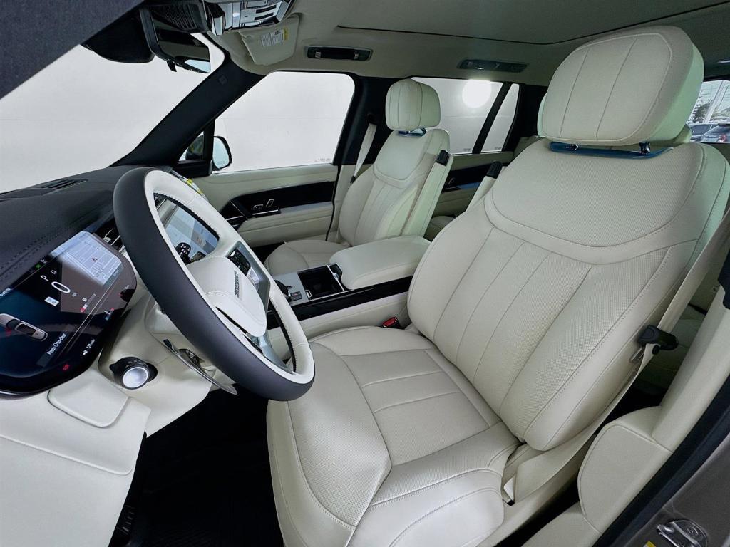 new 2025 Land Rover Range Rover car, priced at $159,460