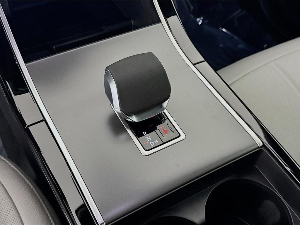 new 2026 Land Rover Range Rover Evoque car, priced at $59,095