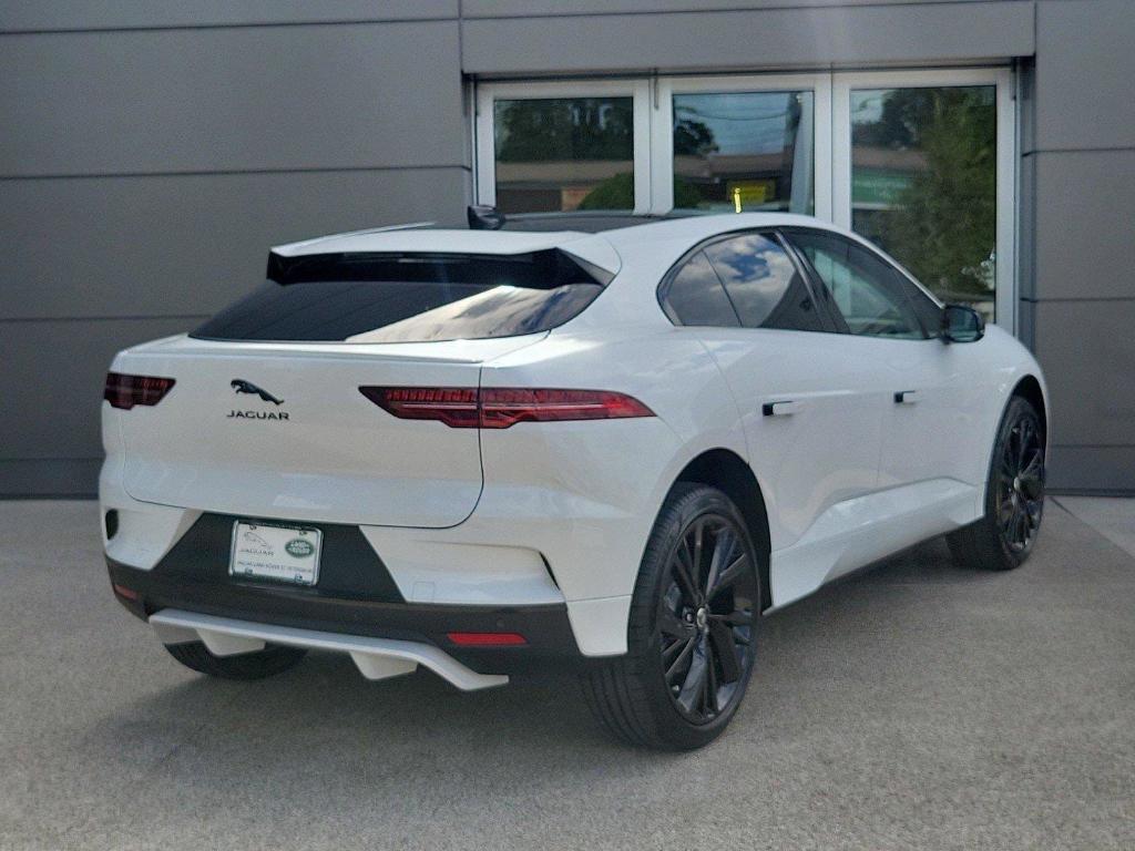 new 2024 Jaguar I-PACE car