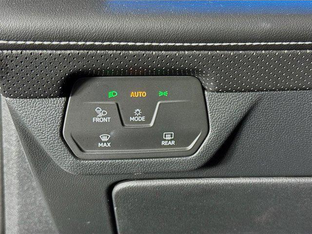 used 2024 Volkswagen Atlas car, priced at $36,623