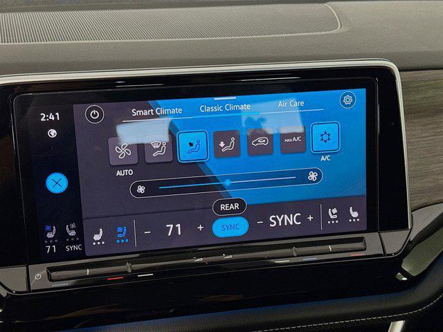 used 2024 Volkswagen Atlas car, priced at $36,623