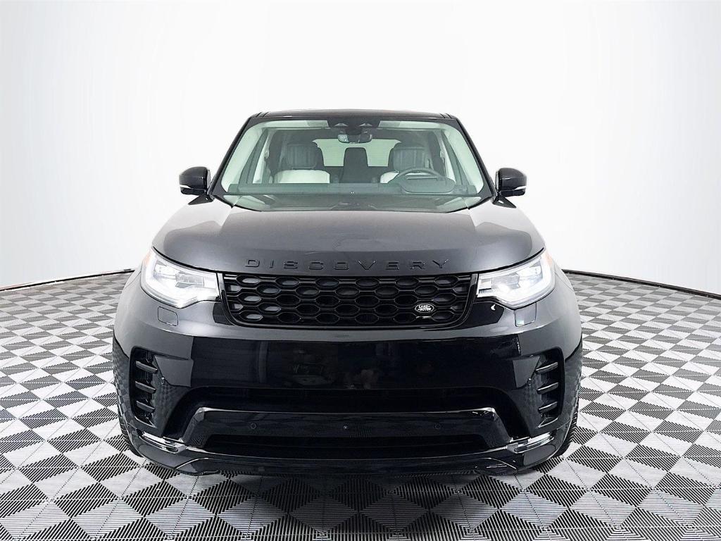 new 2025 Land Rover Discovery car, priced at $79,800