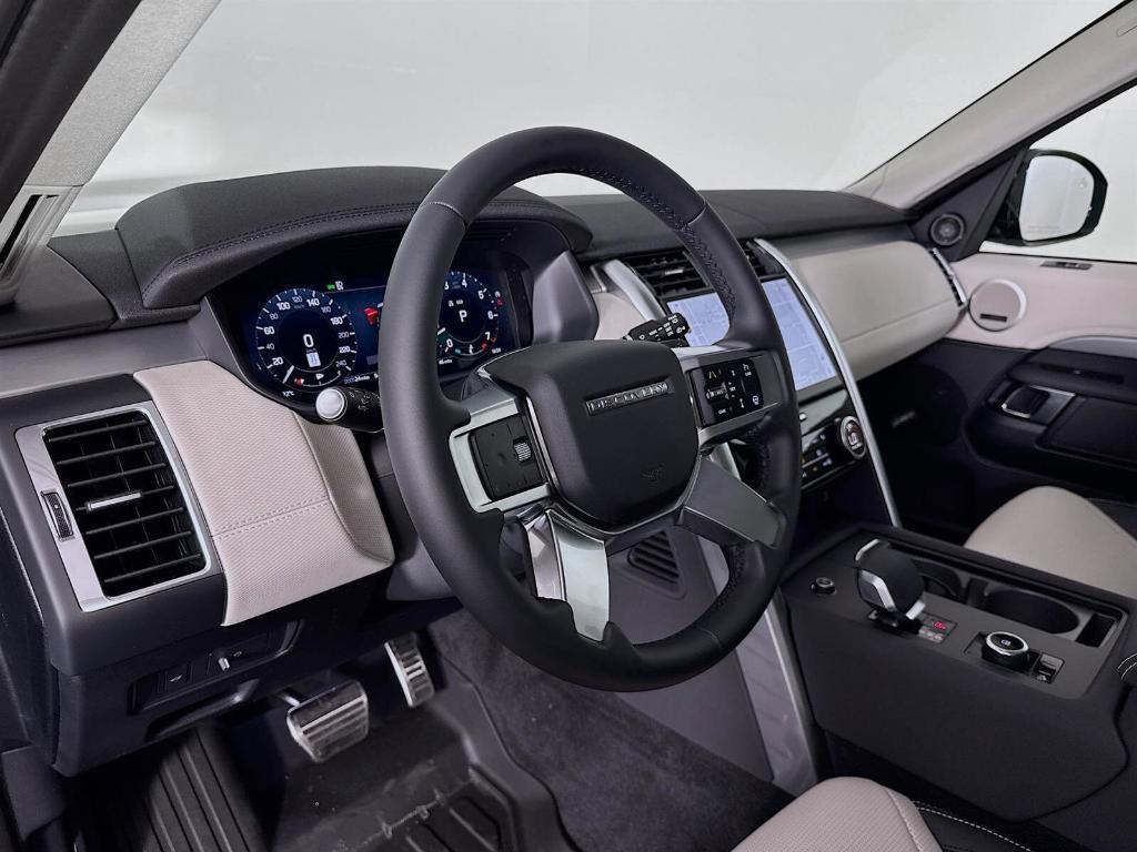 new 2025 Land Rover Discovery car, priced at $83,300