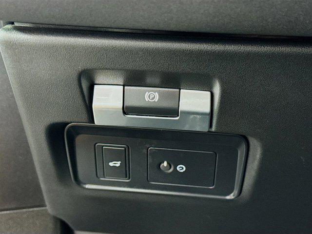 used 2020 Land Rover Range Rover Evoque car, priced at $23,499