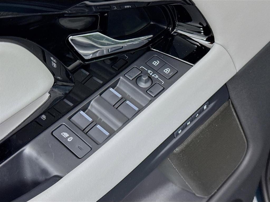new 2026 Land Rover Range Rover Evoque car, priced at $59,095