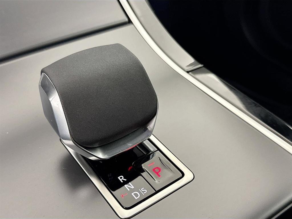 new 2026 Land Rover Range Rover Evoque car, priced at $59,095