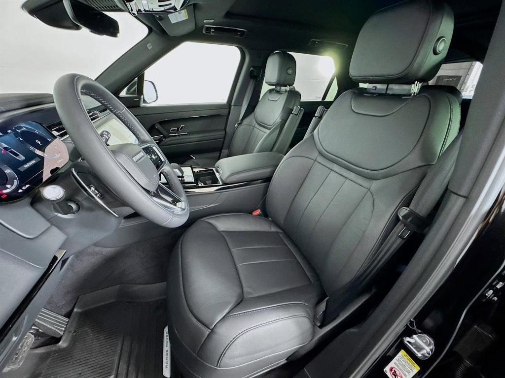 new 2025 Land Rover Range Rover Sport car, priced at $86,165