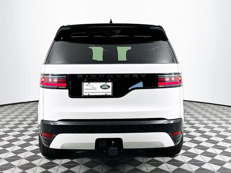 new 2024 Land Rover Discovery car, priced at $75,658