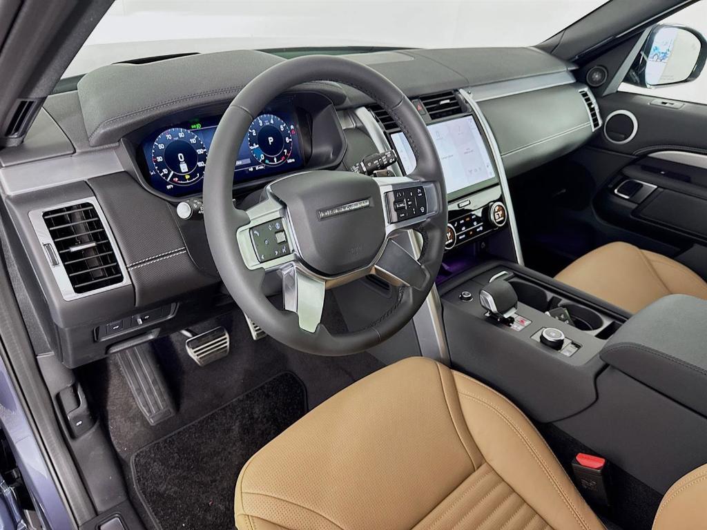 new 2025 Land Rover Discovery car, priced at $83,450