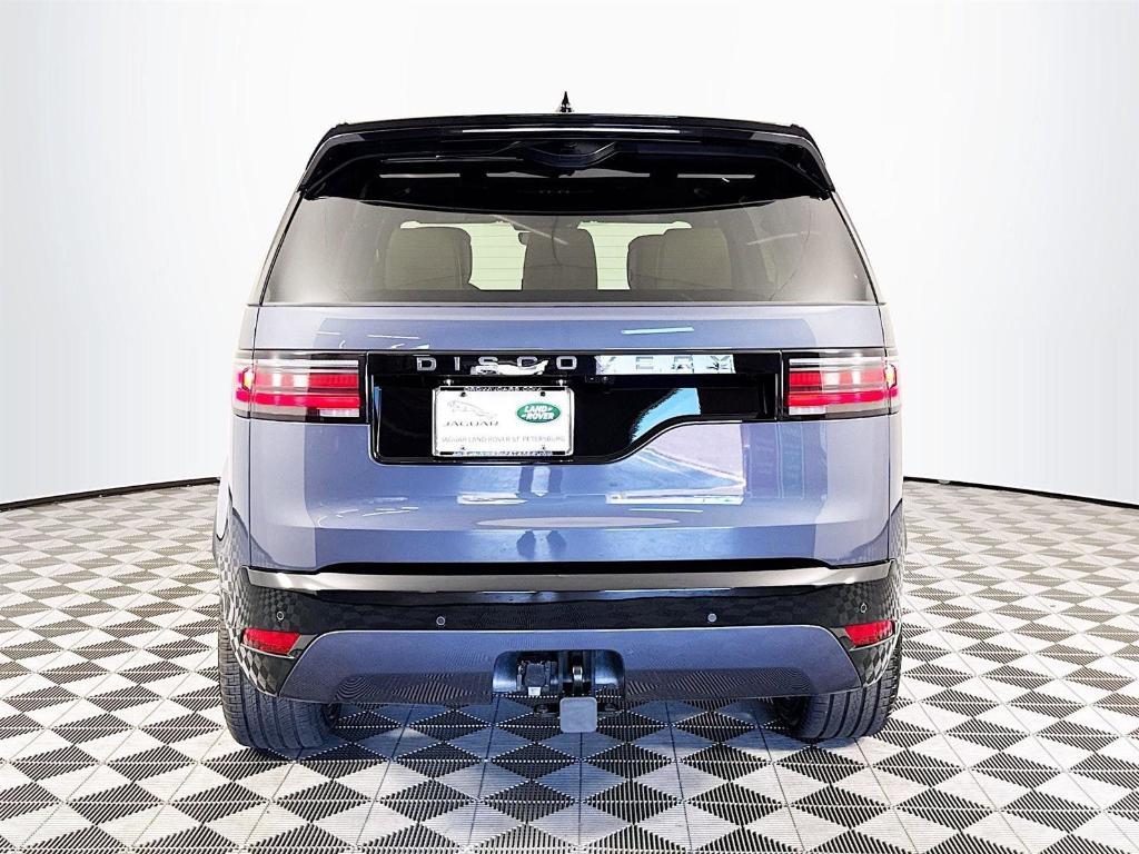new 2025 Land Rover Discovery car, priced at $83,450