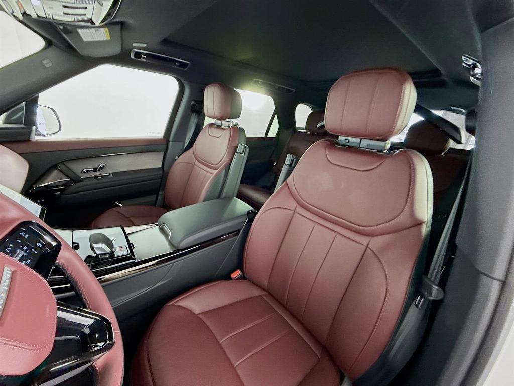 new 2025 Land Rover Range Rover Sport car, priced at $107,415