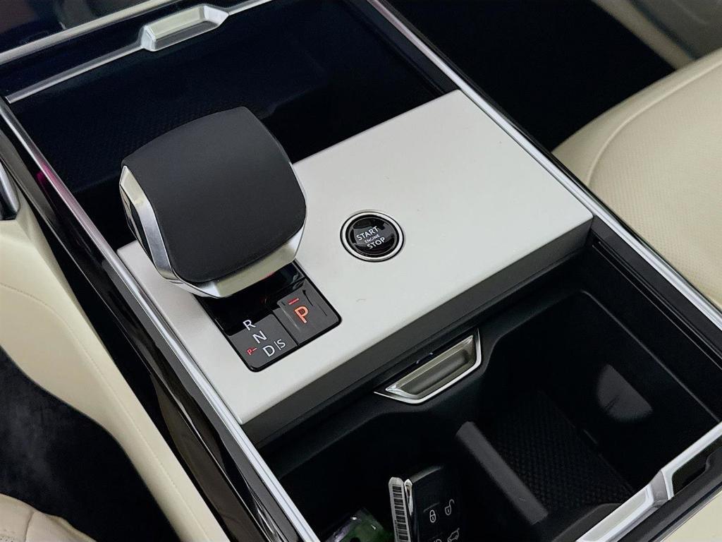 new 2025 Land Rover Range Rover car, priced at $137,450