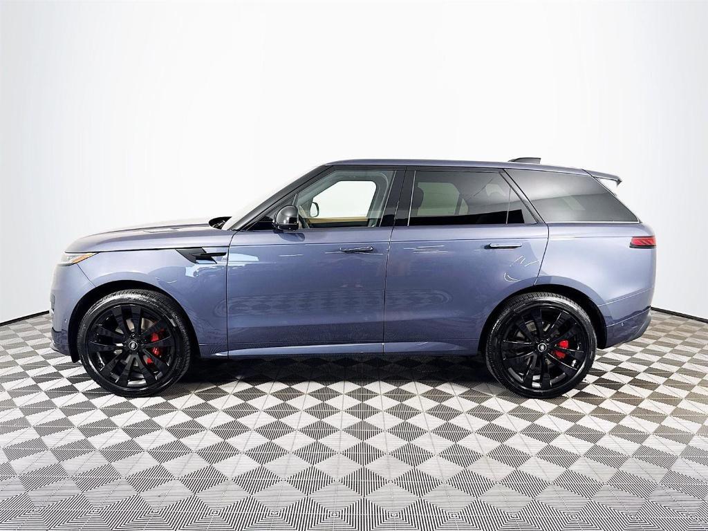new 2025 Land Rover Range Rover Sport car, priced at $103,300