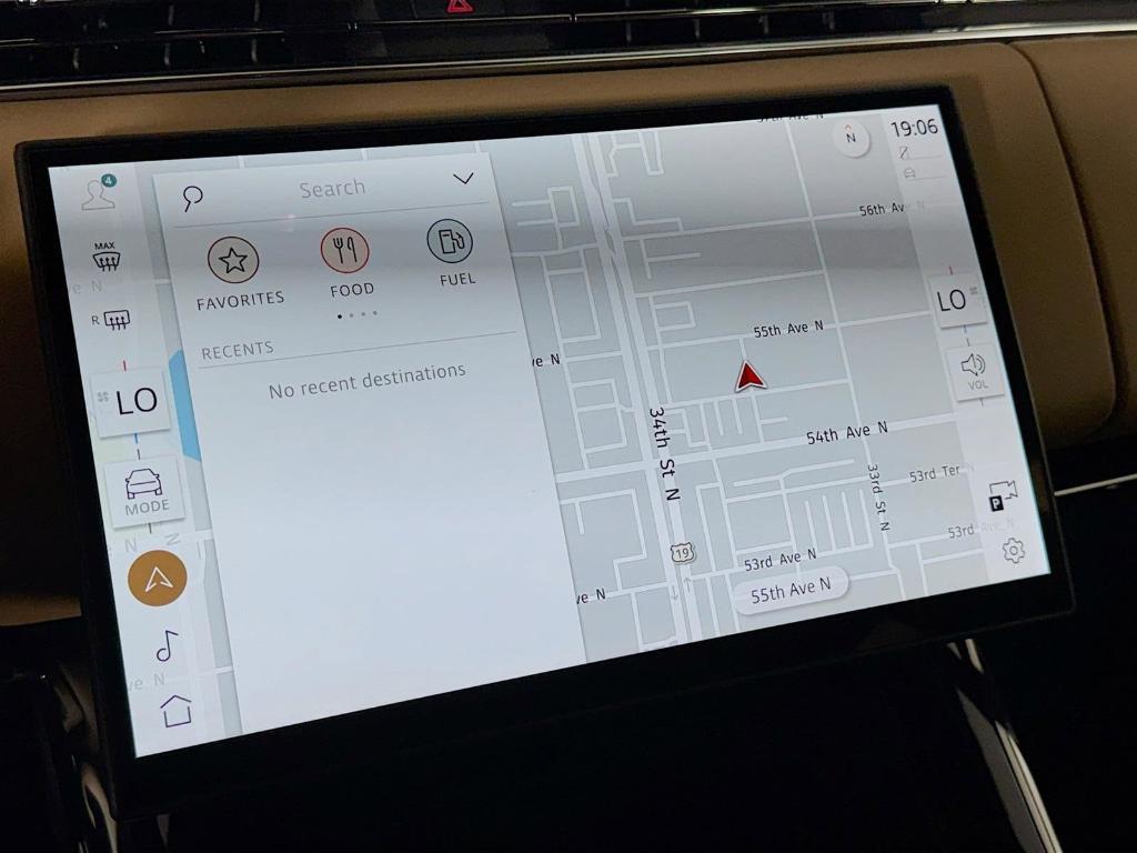 new 2025 Land Rover Range Rover Sport car, priced at $103,300