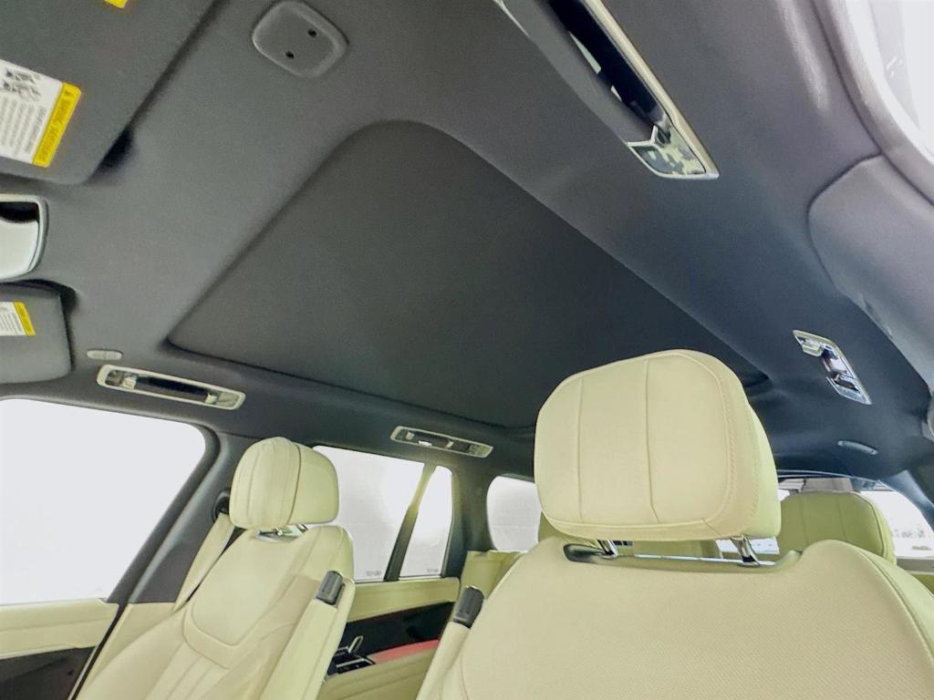 new 2025 Land Rover Range Rover car, priced at $166,380
