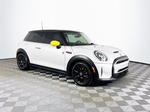 used 2022 MINI SE Hardtop car, priced at $18,266