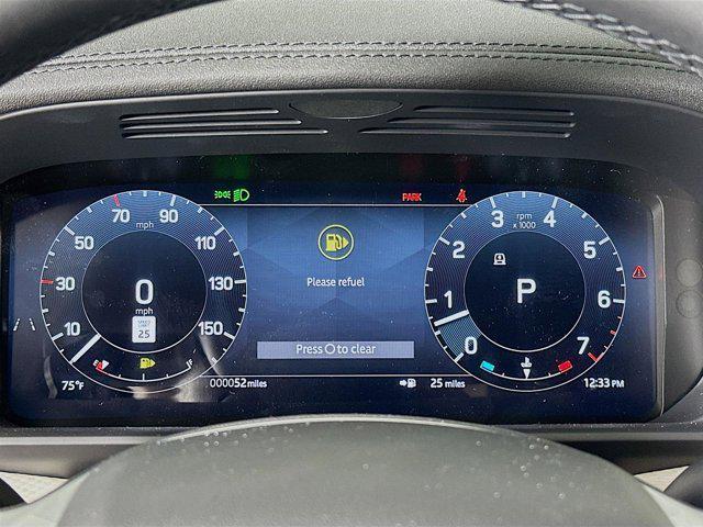 used 2025 Land Rover Discovery car