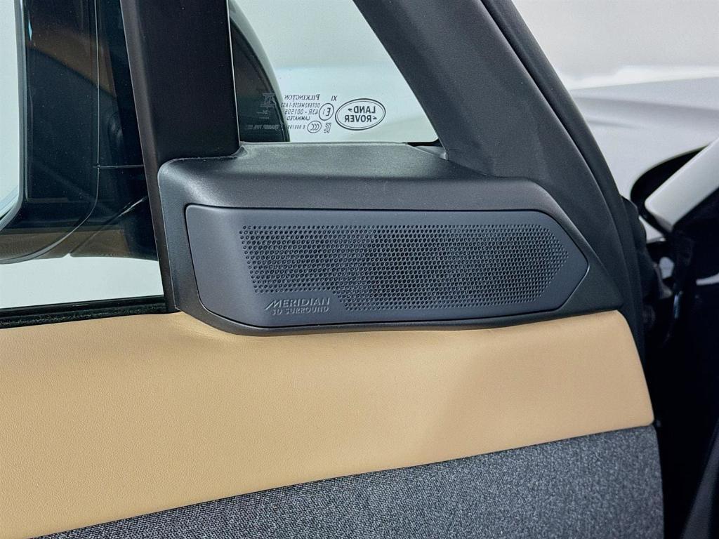 new 2025 Land Rover Range Rover Sport car, priced at $134,940