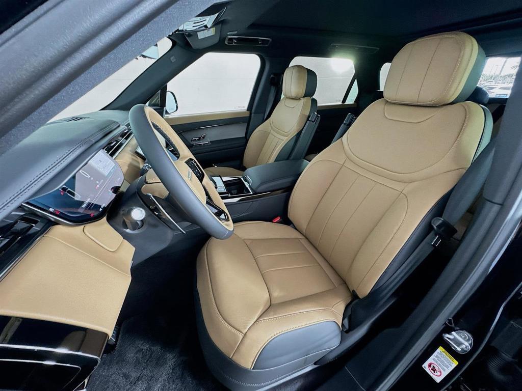 new 2025 Land Rover Range Rover Sport car, priced at $134,940